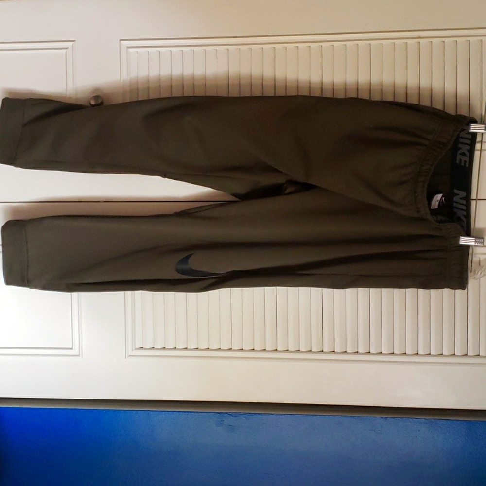 $8.00 XL